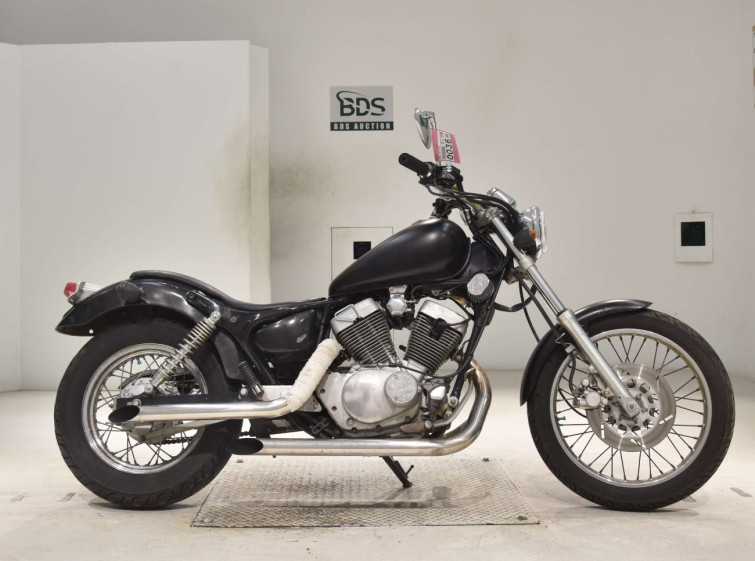 Мотоцикл Yamaha VIRAGO XV250 с пробегом 6032 km