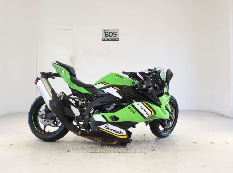 Мотоцикл Kawasaki ZX-4R SE