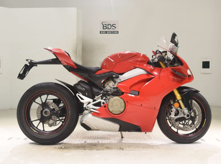 Мотоцикл Ducati PANIGALE V4S з пробігом 3668 km