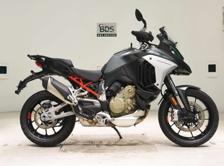 Мотоцикл Ducati MULTISTRADA V4S с пробегом 435 km