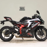 Мотоцикл Kawasaki NINJA ZX-25R с пробегом 27155 km