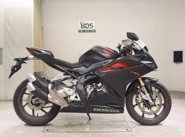 Мотоцикл Honda CBR250RR с пробегом 29371 km
