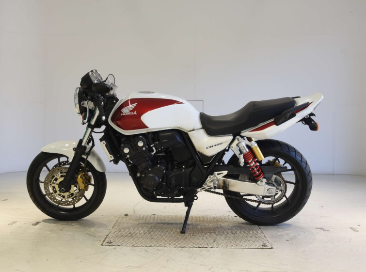 Мотоцикл Honda CB400SF