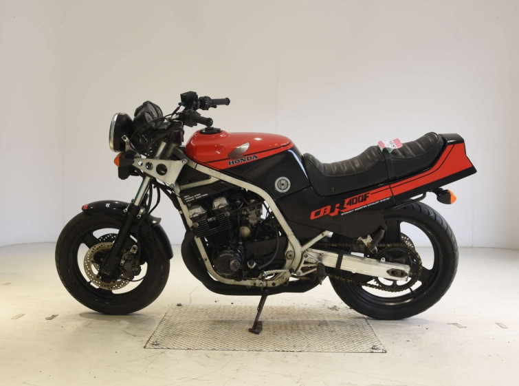 Мотоцикл Honda CBR400F с пробегом 23068 km
