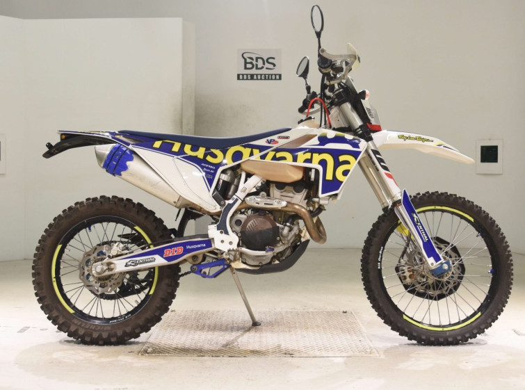 Мотоцикл Husqvarna FE250 с пробегом 5330 km