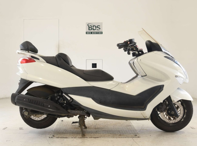 Мотоцикл Yamaha MAJESTY 250 с пробегом 48521 km
