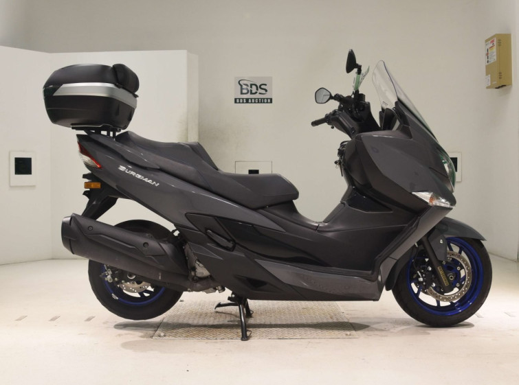 Мотоцикл Suzuki BURGMAN400A с пробегом 4283 km