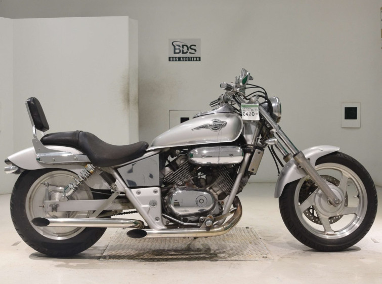Мотоцикл Honda MAGNA250 с пробегом 27956 km