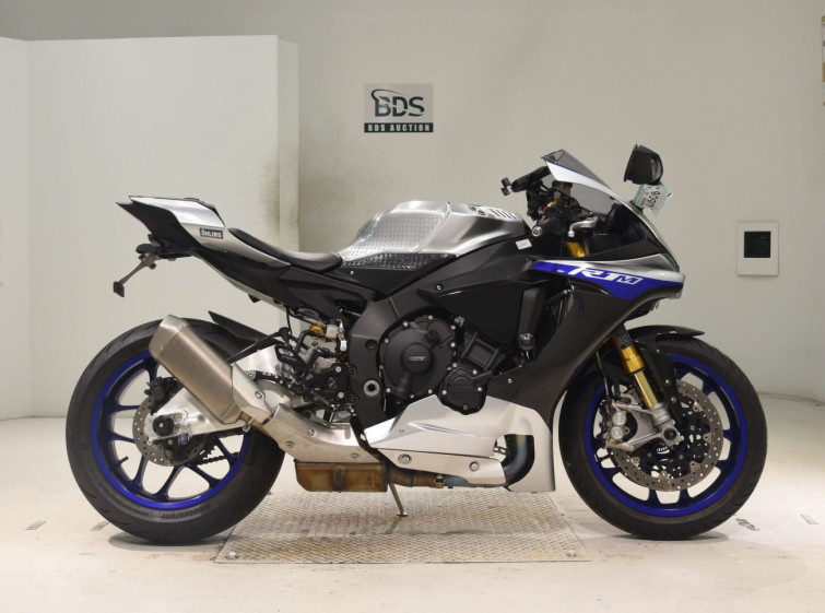 Мотоцикл Yamaha YZF-R1M з пробігом 5400 km