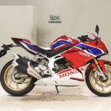 Мотоцикл Honda CBR250RR с пробегом 709 km