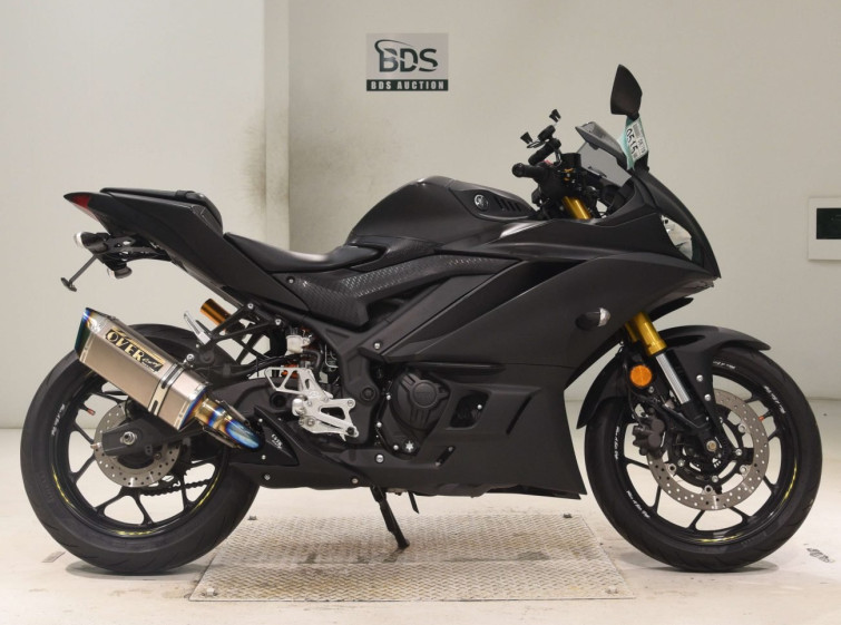 Мотоцикл Yamaha YZF-R3 з пробігом 14267 km