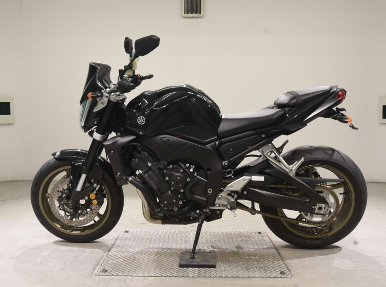 Мотоцикл Yamaha FZ1-N з пробігом 4689 km