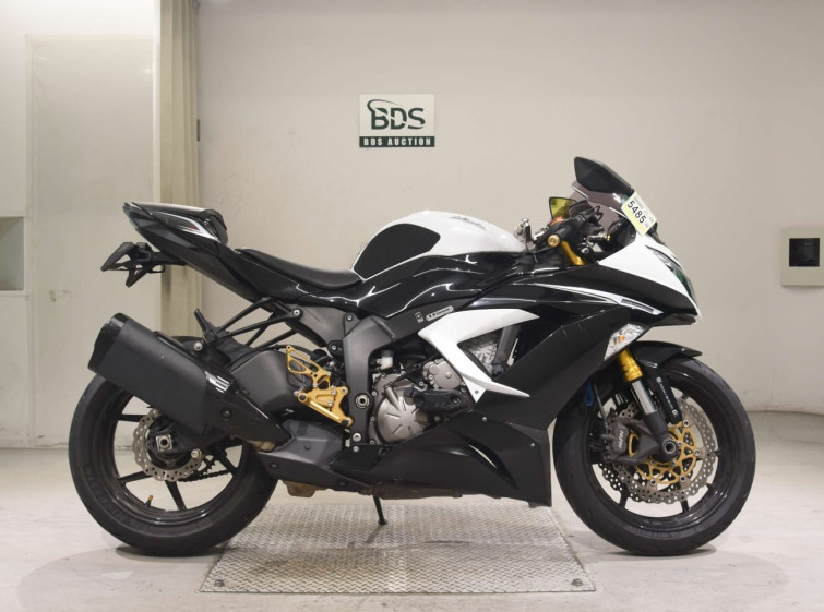 Мотоцикл Kawasaki ZX-6R с пробегом 48365 km