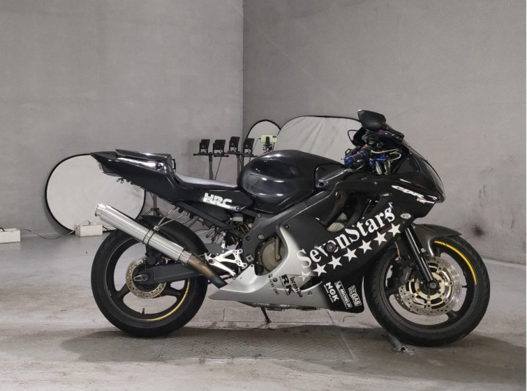 Мотоцикл Honda CBR600F
