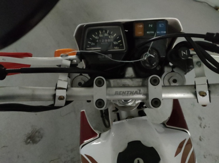 Мотоцикл Yamaha SEROW XT225 с пробегом 41298 km