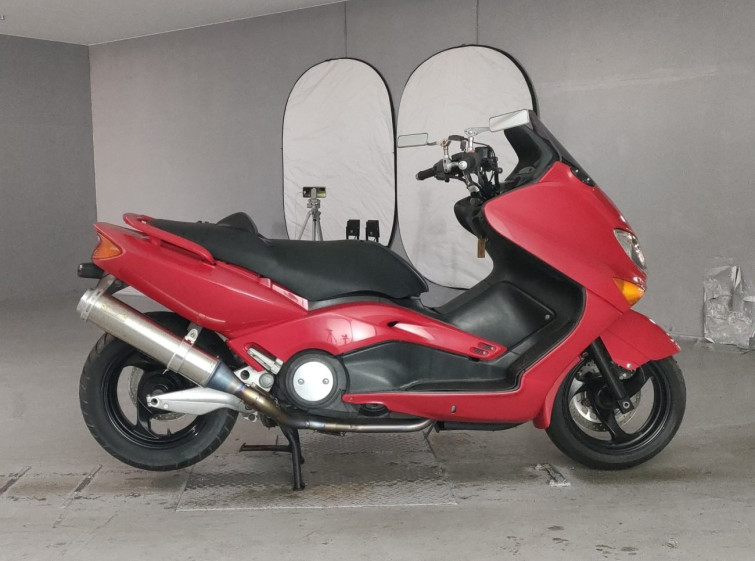 Мотоцикл Yamaha T-MAX500 с пробегом 6606 m