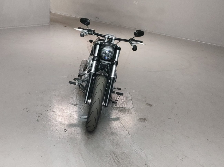 Мотоцикл HD BREAKOUT FXBRS1870 з пробігом 1407 km