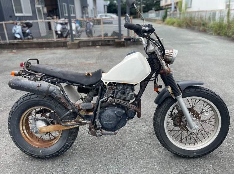 Мотоцикл Yamaha TW200 с пробегом 24022 km