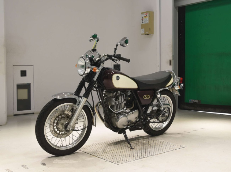 Мотоцикл Yamaha SR400 з пробігом 9350 km