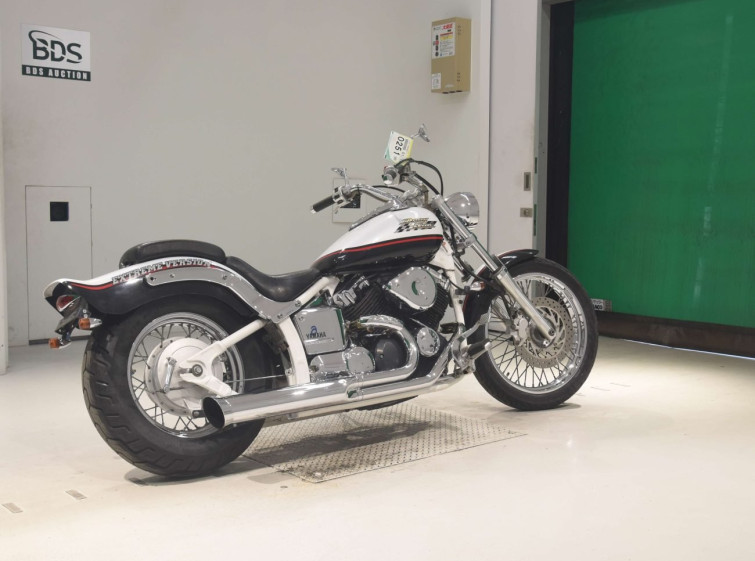 Мотоцикл Yamaha DRAGSTAR XVS400 з пробігом 17317 km