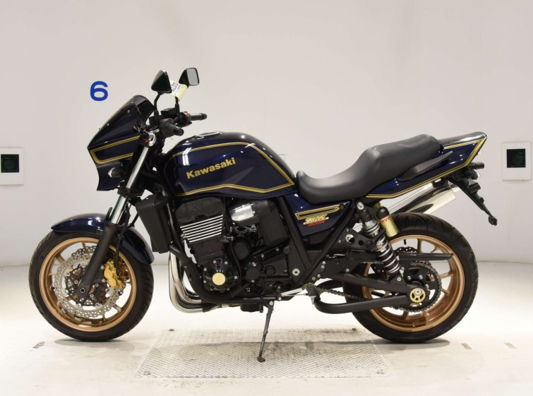 Мотоцикл Kawasaki ZRX1200 DAEG с пробегом 12016 km