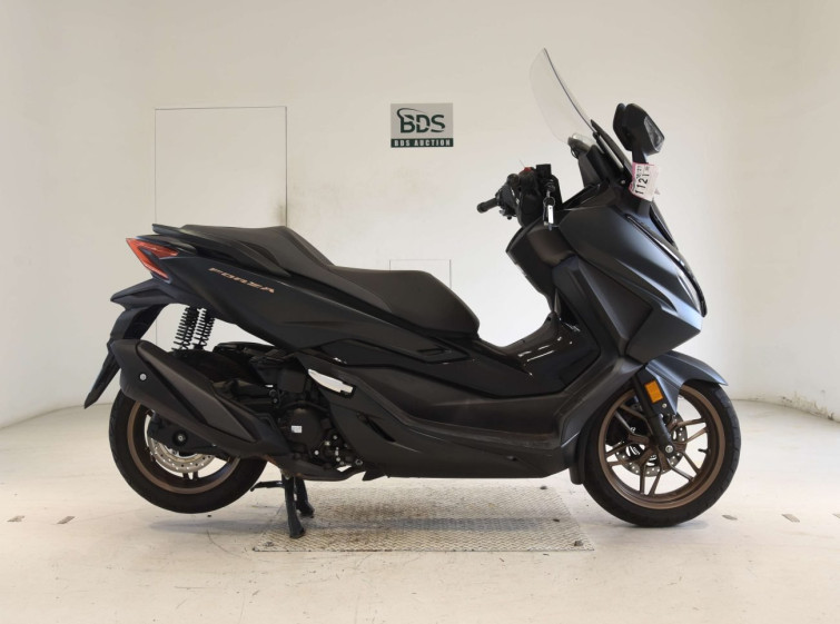 Мотоцикл Honda FORZA-6 с пробегом 12299 km