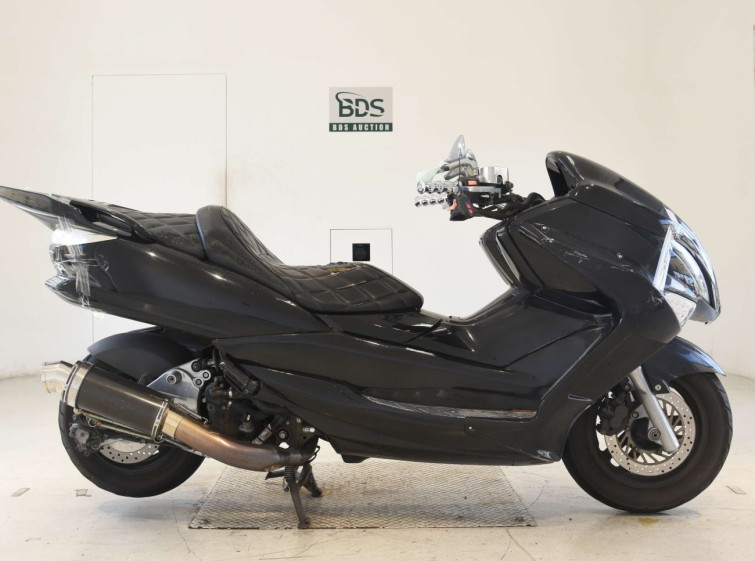 Мотоцикл Yamaha MAJESTY 250