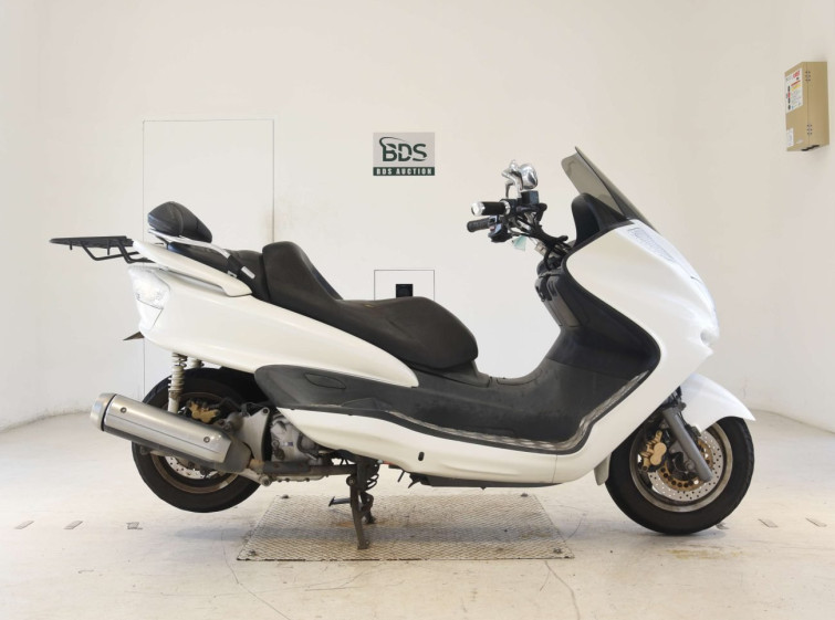 Мотоцикл Yamaha MAJESTY 250 с пробегом 40595 km
