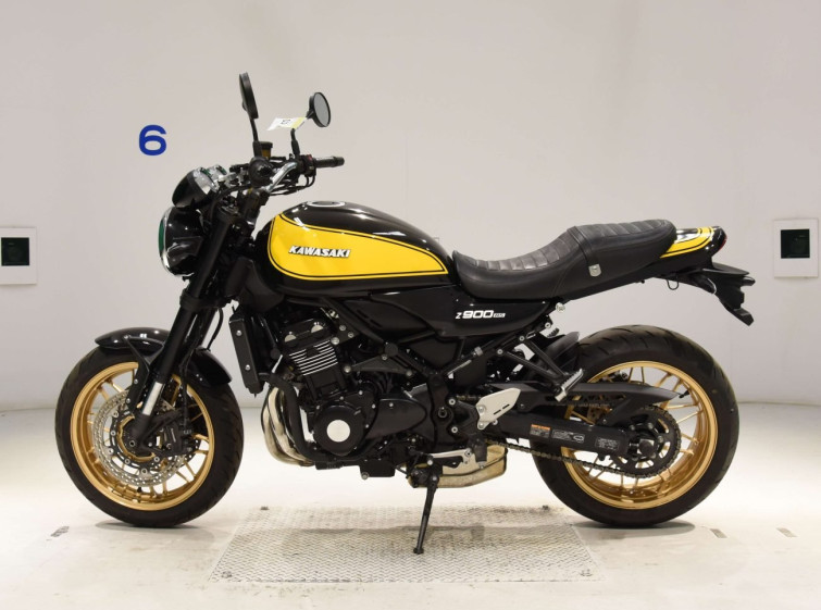 Мотоцикл Kawasaki Z900RS с пробегом 19082 km