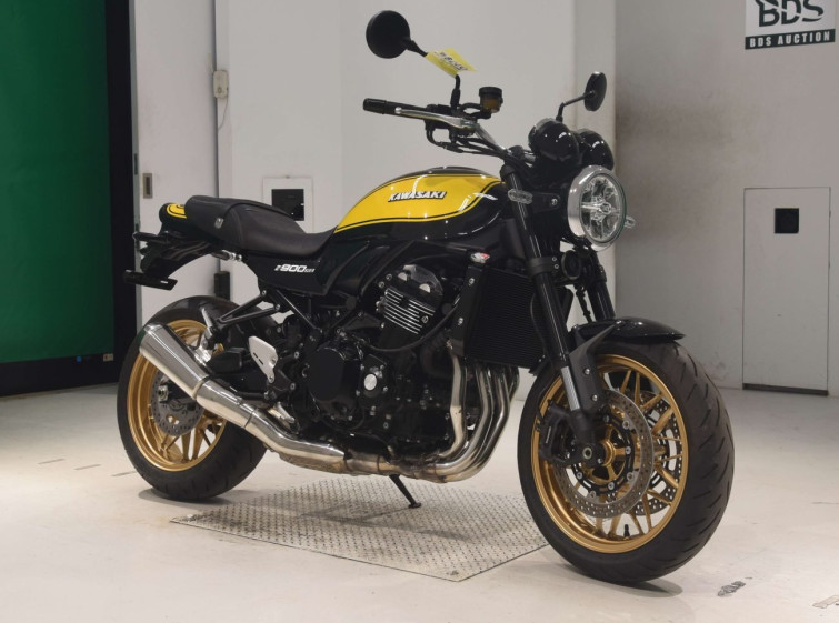 Мотоцикл Kawasaki Z900RS с пробегом 19082 km