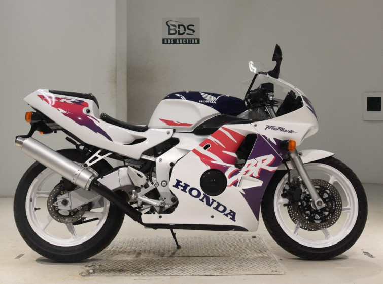 Мотоцикл Honda CBR250RR з пробігом 27425 km