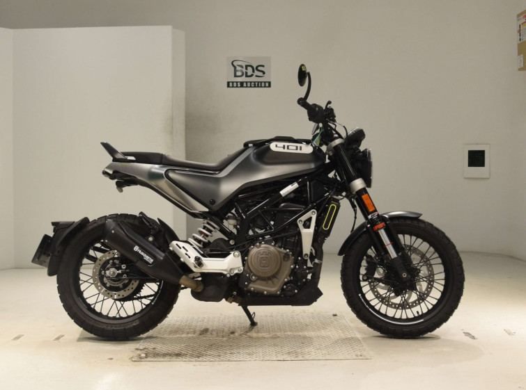 Мотоцикл Husqvarna SVARTPILEN 401 з пробігом 10515 km