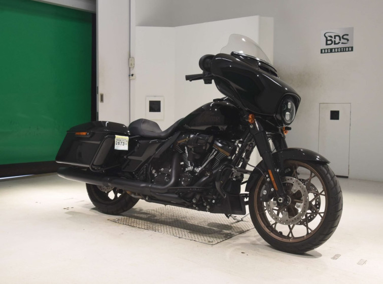 Мотоцикл HD FLHXST1920 з пробігом 4779 km
