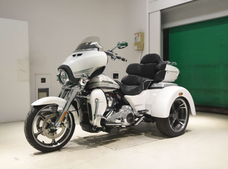 Мотоцикл HD ELECTRA GLIDE FLHTKSE1920 с пробегом 8914 km