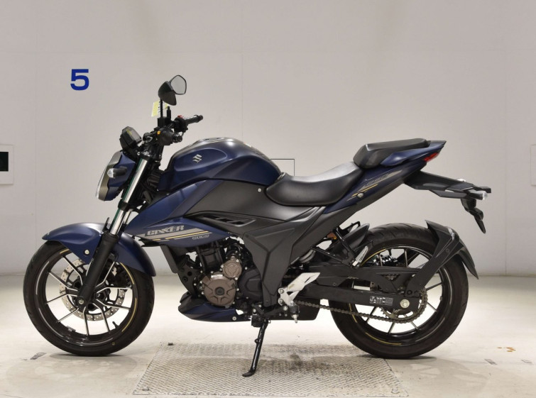 Мотоцикл Suzuki GIXXER250 с пробегом 6229 km