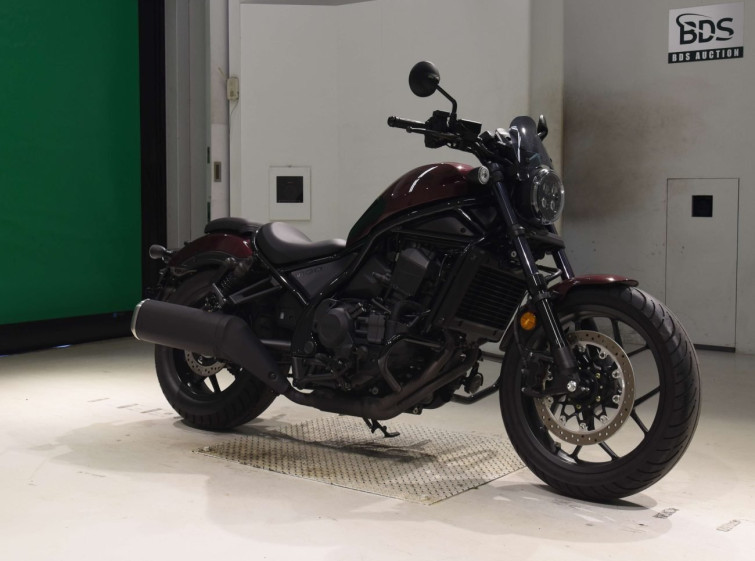 Мотоцикл Honda REBEL CMX1100DCT з пробігом 2425 km