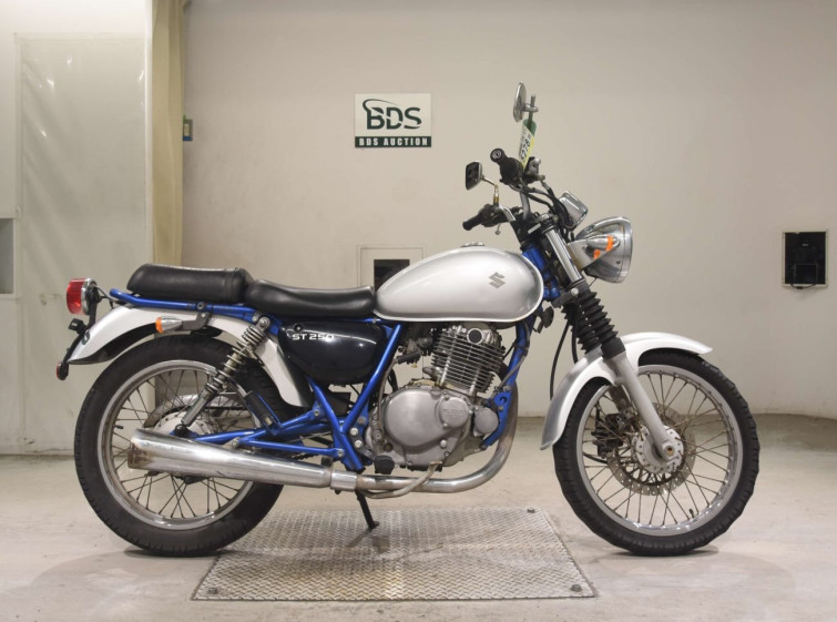 Мотоцикл Suzuki ST250E с пробегом 34615 km
