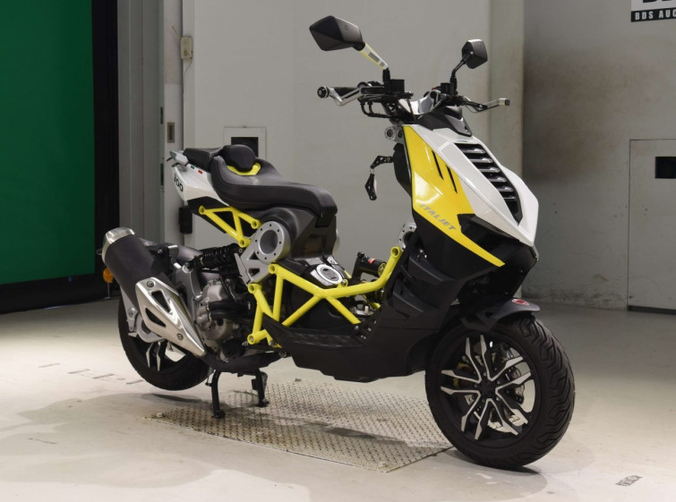 Мотоцикл Italjet DRAGSTAR300 з пробігом 880 km