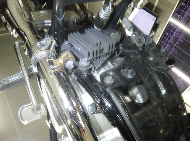 Мотоцикл Yamaha SR400 з пробігом 7612 km