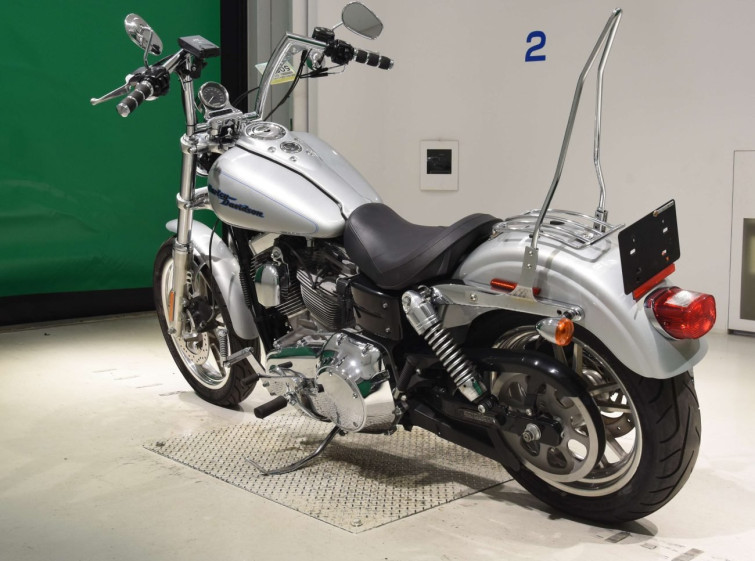 Мотоцикл HD SUPER GLIDE FXDC1450
