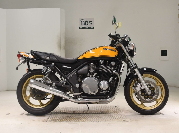 Мотоцикл Kawasaki ZEPHYR1100 с пробегом 9669 km