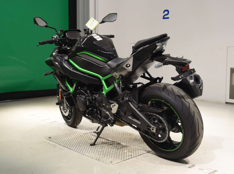Мотоцикл Kawasaki NINJA H2 з пробігом 17616 km