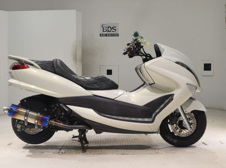 Мотоцикл Yamaha MAJESTY 250 с пробегом 13847 km