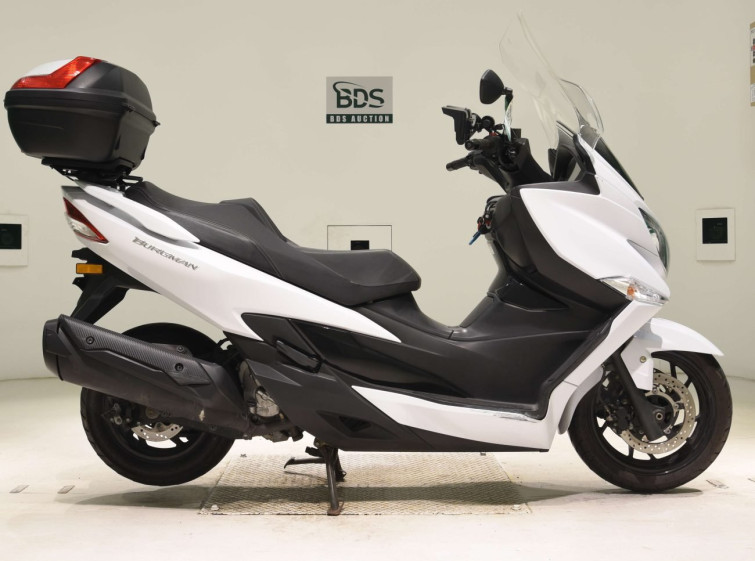 Мотоцикл Suzuki BURGMAN400A с пробегом 7029 km