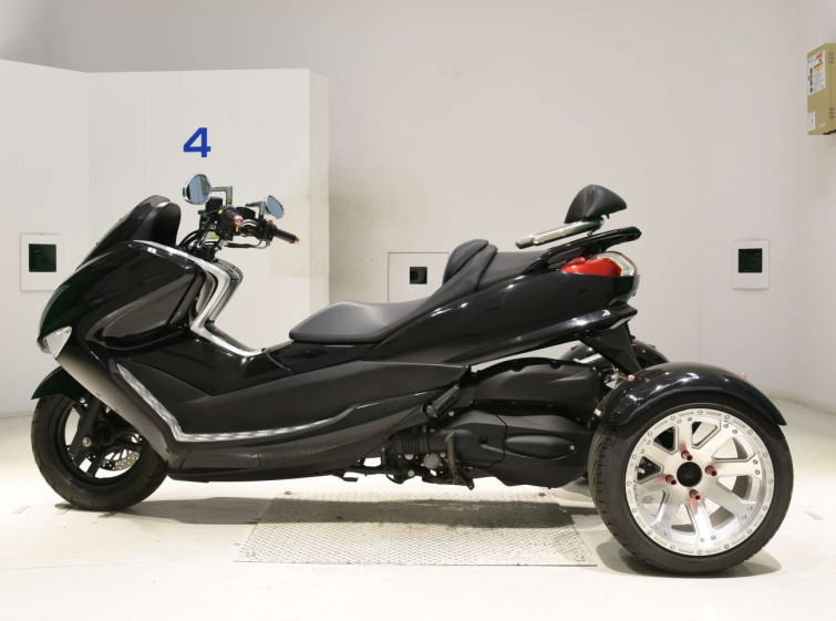 Мотоцикл Yamaha MAJESTY 250 з пробігом 777 km