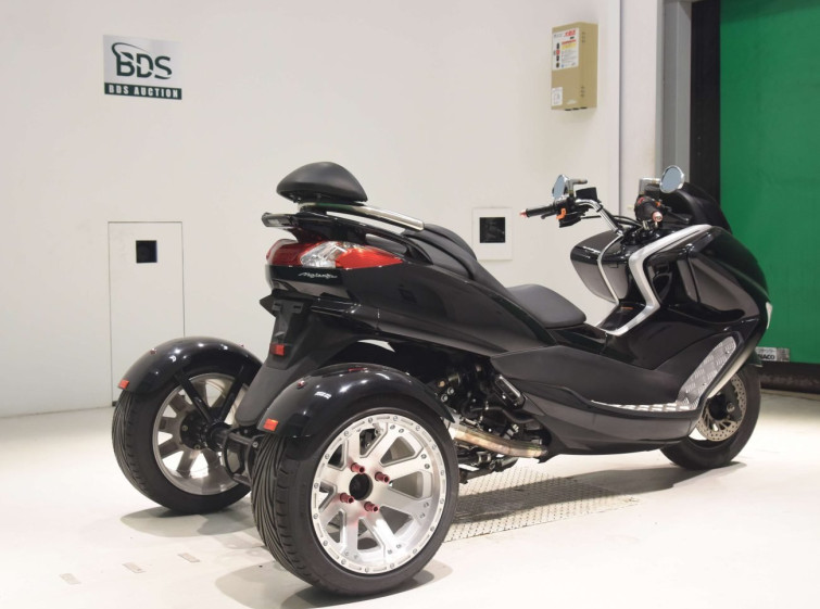 Мотоцикл Yamaha MAJESTY 250 з пробігом 777 km