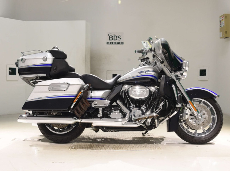 Мотоцикл HD ELECTRA GLIDE FLHTCU1580 з пробігом 10625 km