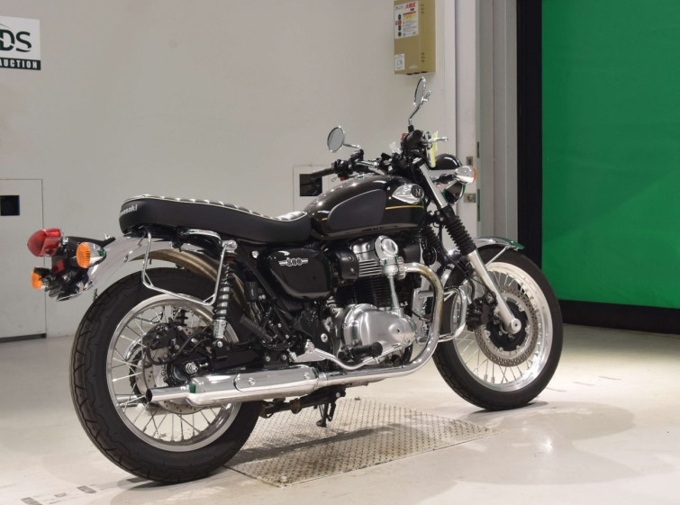 Мотоцикл Kawasaki W800 з пробігом 952 km