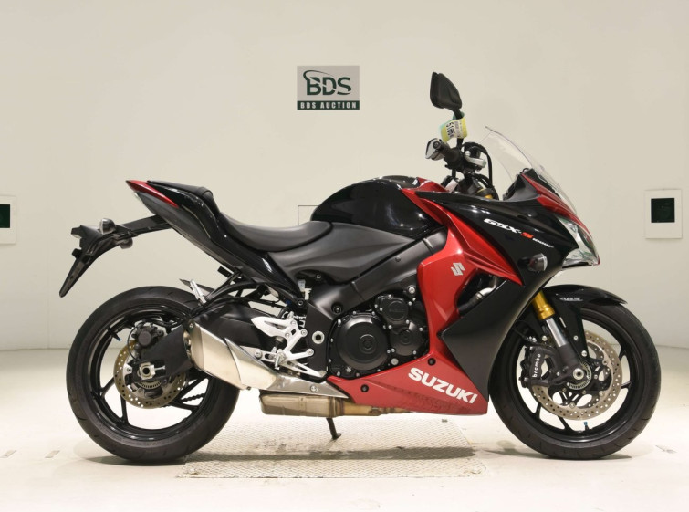 Мотоцикл Suzuki GSX-S1000F з пробігом 6916 km