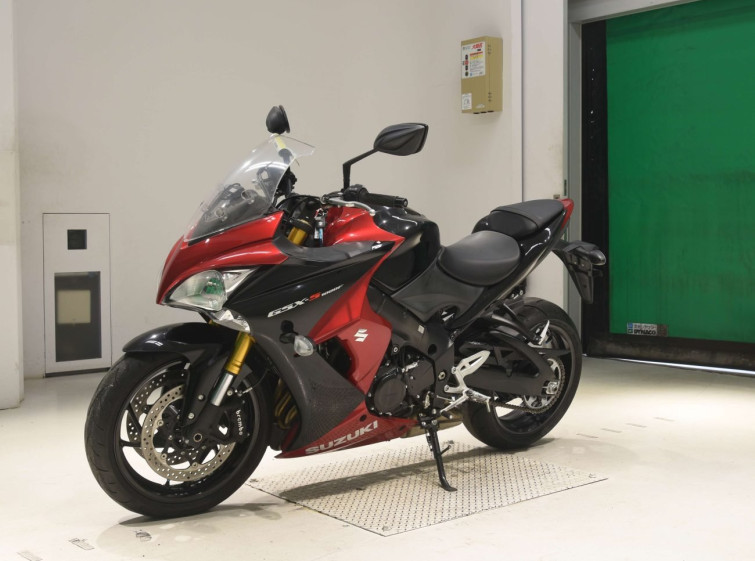 Мотоцикл Suzuki GSX-S1000F з пробігом 6916 km